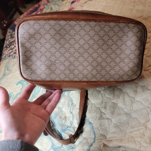 Celine bucket bag - Picture 7 of 9